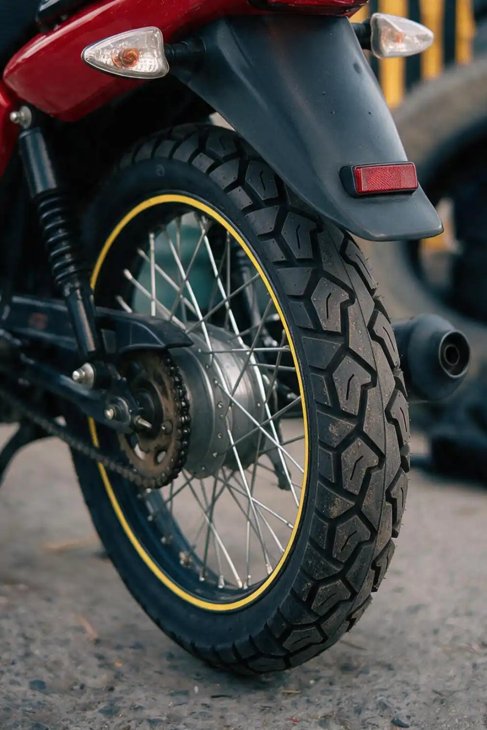 CHAMPION 110/90-16 TT Llanta de moto Kov Tires + de motociclista