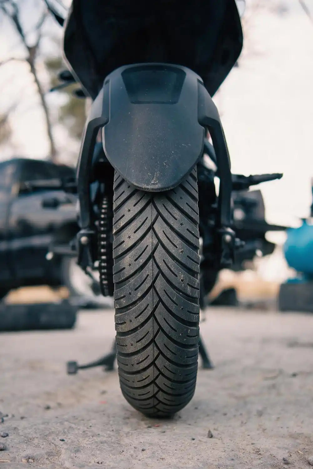 ARROW 130/70-17 TL Llanta de moto Kov Tires + de motociclista