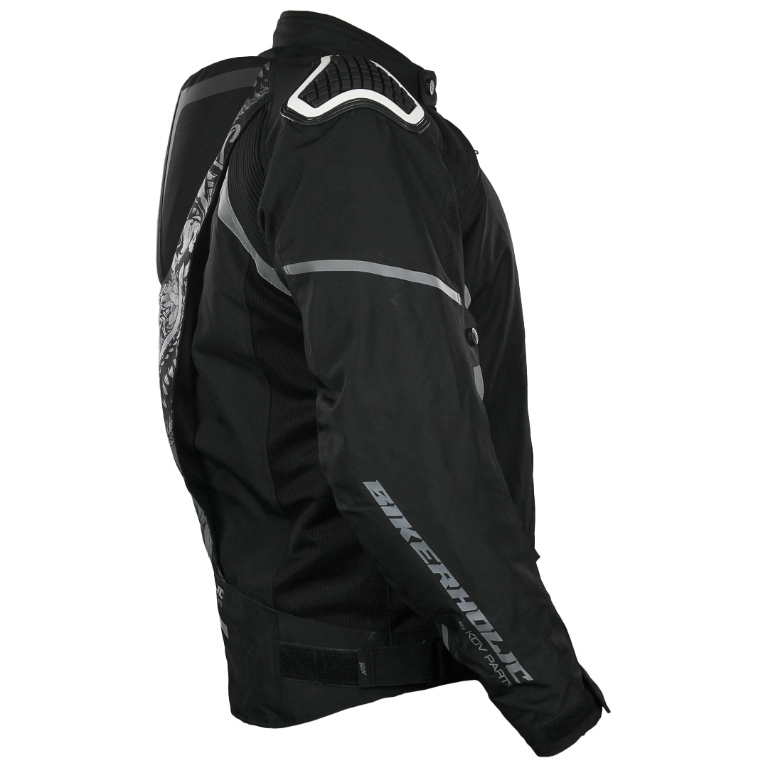 CHAMARRA BUCKLER NEGRA CON JOROBA KOV + de motociclista