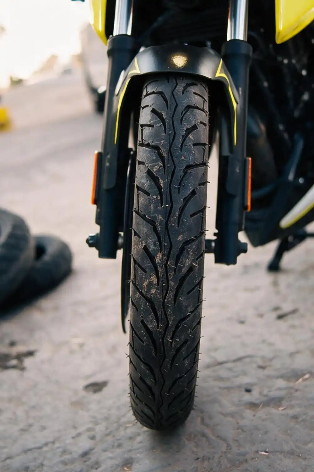CRUSH 3.00-18 TL Llanta de moto Kov Tires + de motociclista
