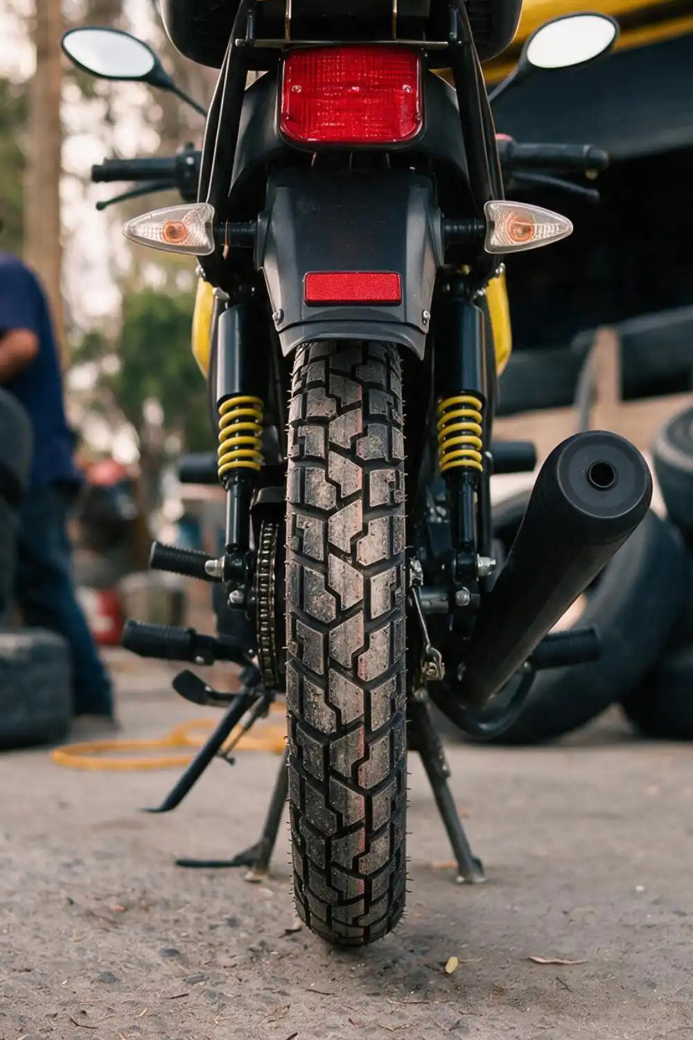 DURA GRIP 110/90-16 TL Llanta de moto Kov Tires + de motociclista