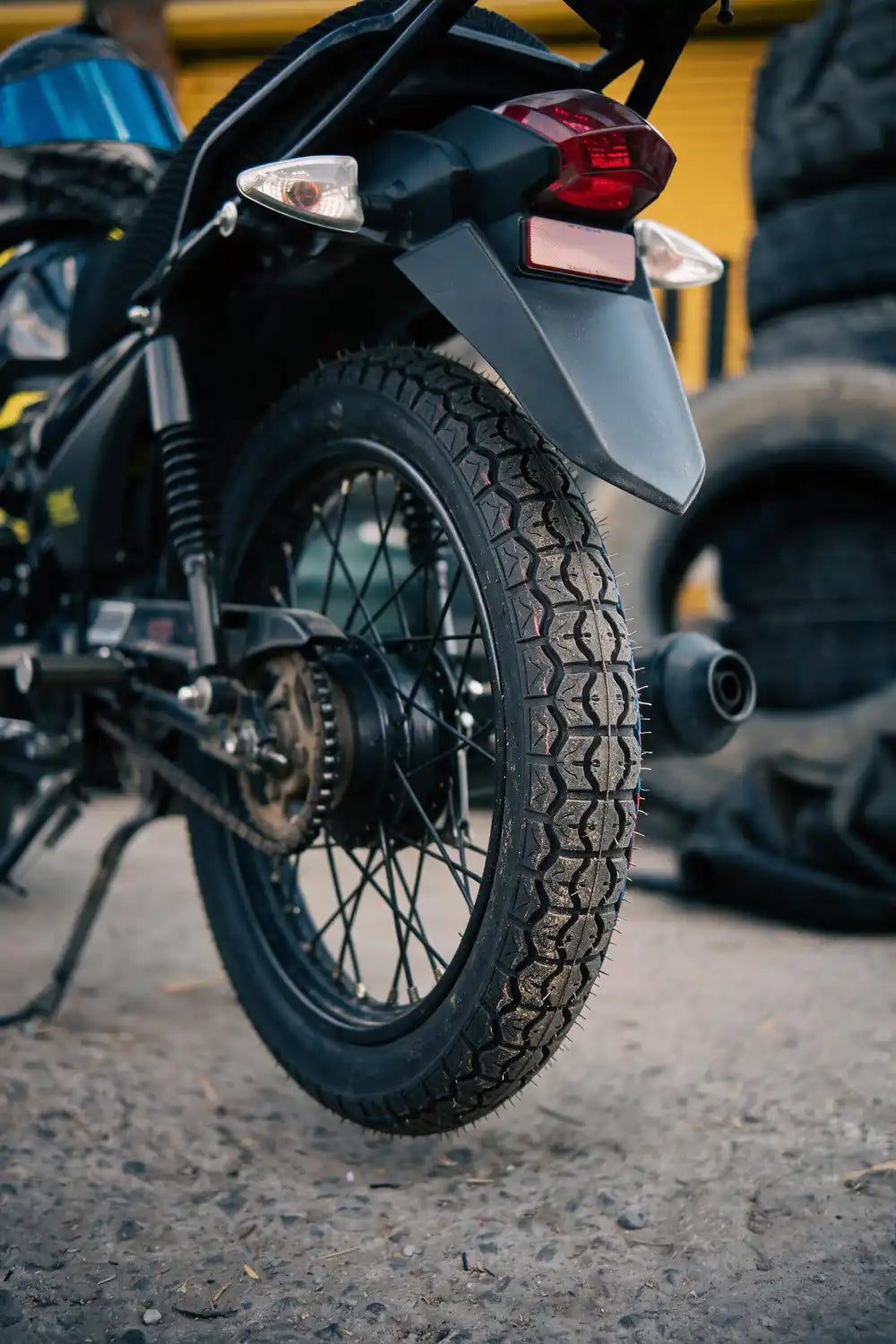 0067-ISP 2.75-17 TT Llanta de moto ISP Tires + de motociclista