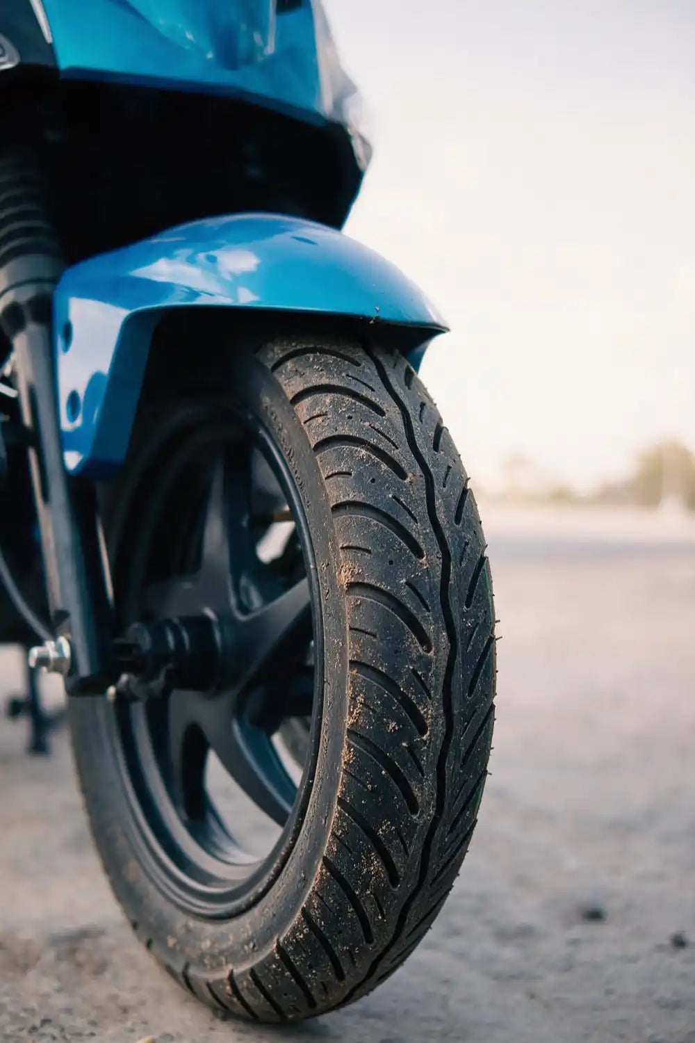 NITRO HD 90/100-10 TL Llanta de moto Kov Tires + de motociclista