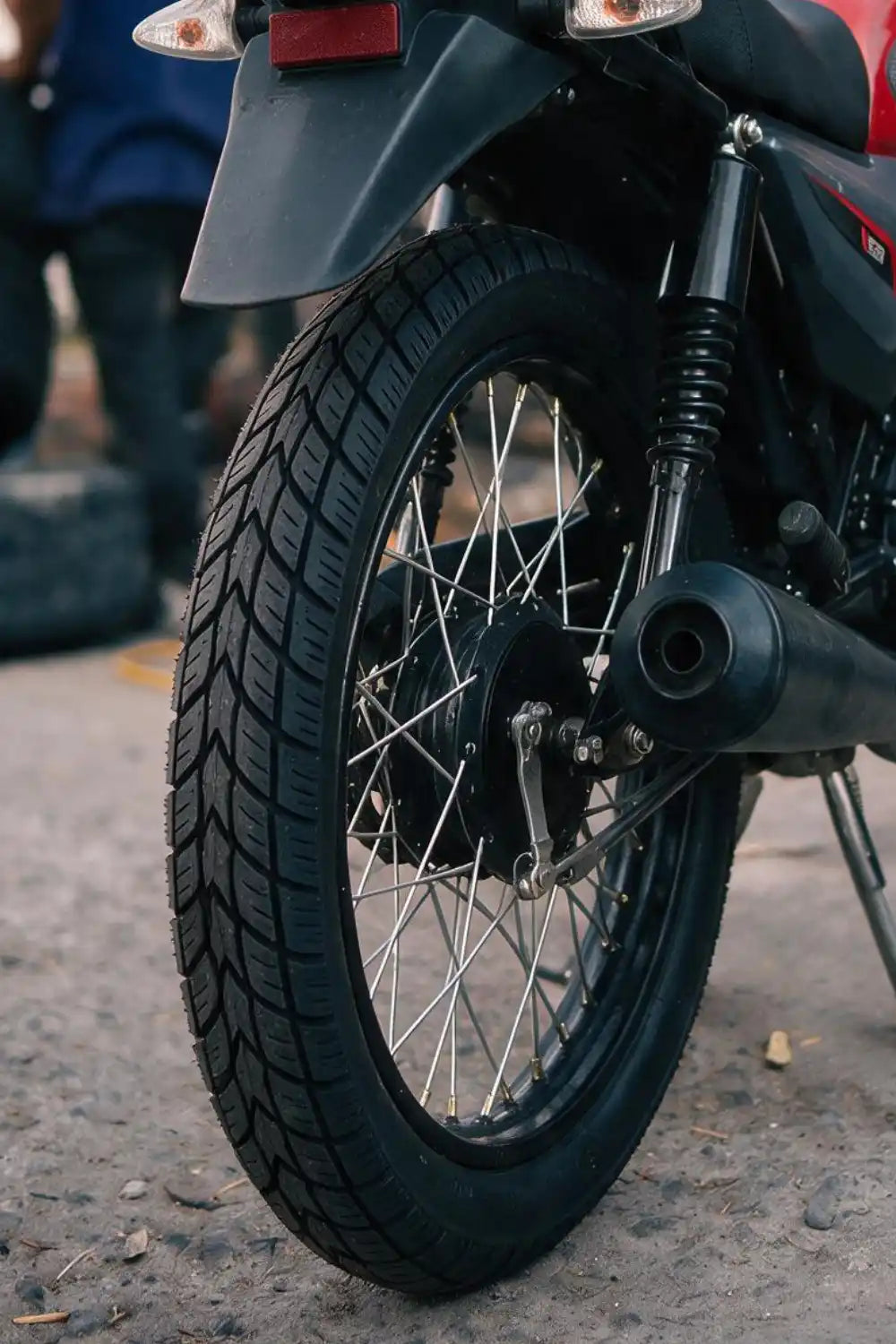 NOVA 3.00-18 TT Llanta de moto Kov Tires + de motociclista